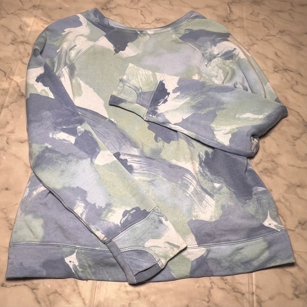 Athleta Girl Blue Green Abstract Camo Modal Sweatshirt Girls 12 Soft Athleisure - Picture 5 of 5
